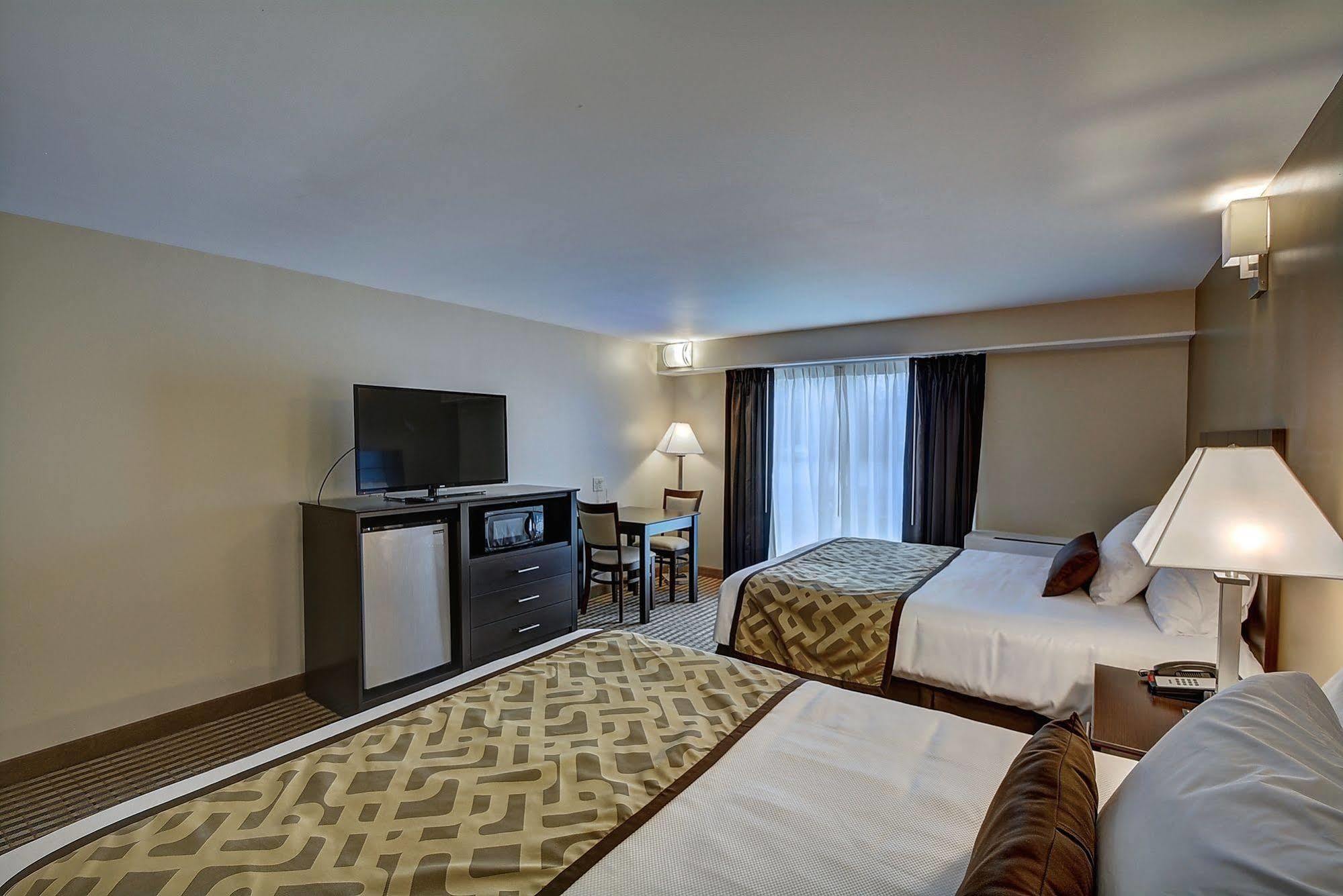 The Putney Inn ภายนอก รูปภาพ