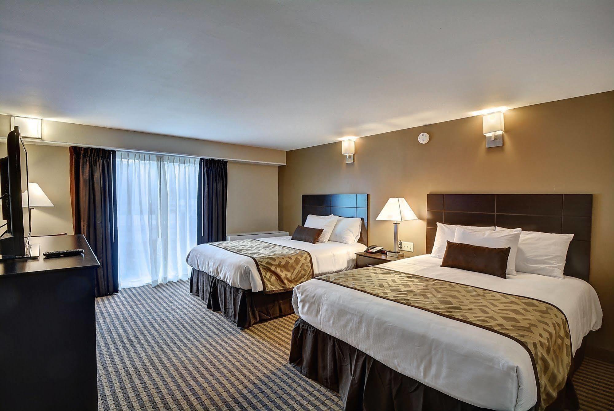 The Putney Inn ภายนอก รูปภาพ